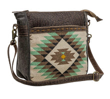Load image into Gallery viewer, Delcatty small crossbody bag
